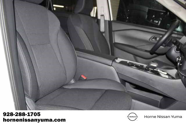 New 2026 Nissan Rogue S image 6