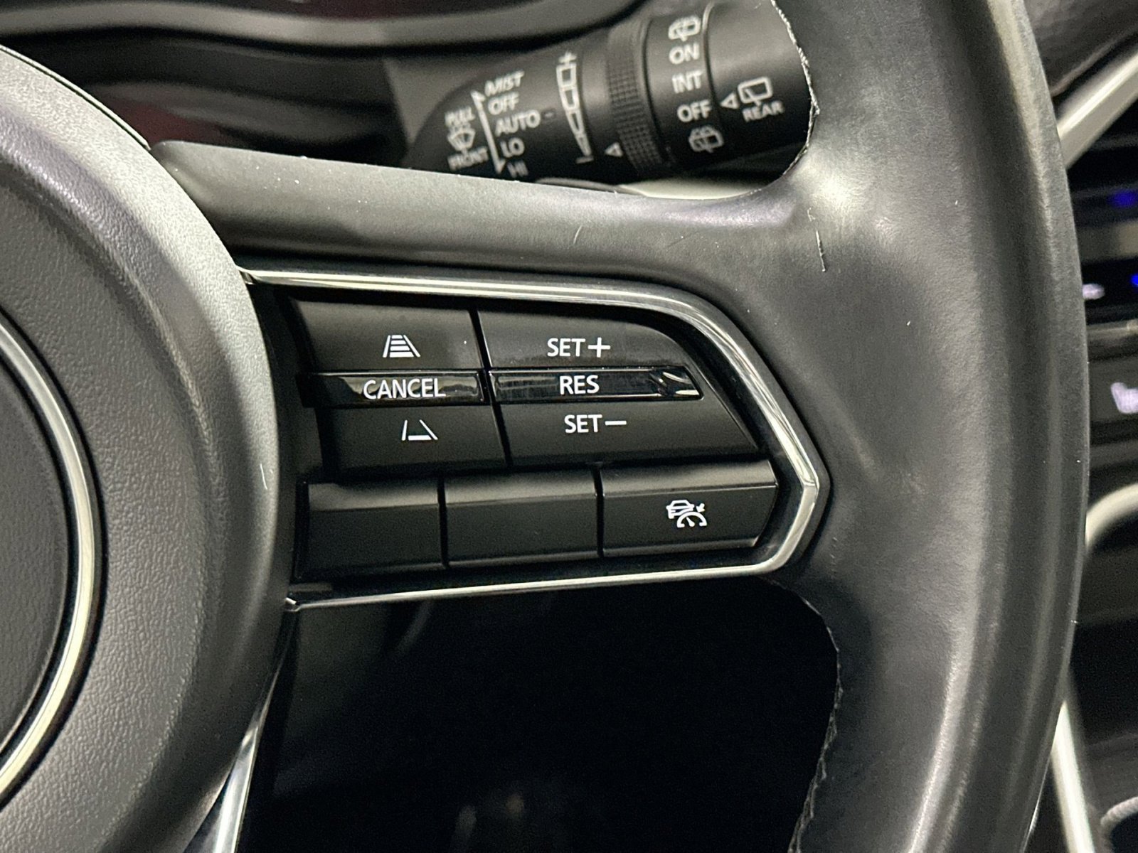 Used 2024 MAZDA CX-90 3.3 Turbo w/ Preferred Plus image 18