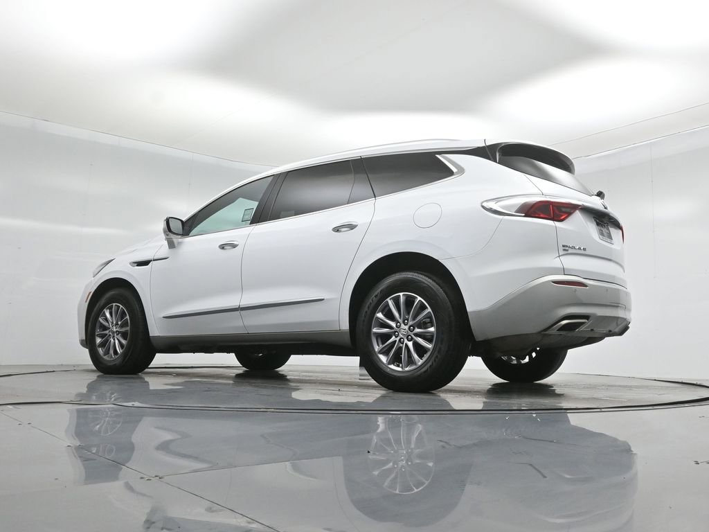 Used 2024 Buick Enclave Premium image 54