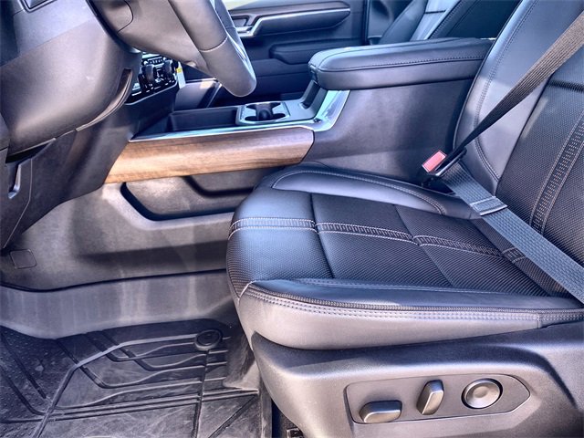 New 2026 Chevrolet Silverado 3500 High Country w/ High Country Premium Package image 25