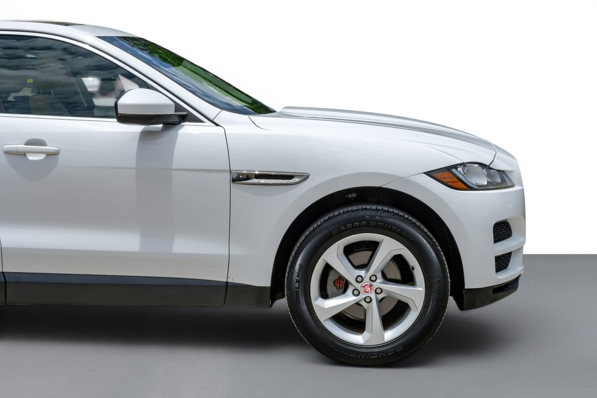 Used 2019 Jaguar F-PACE Premium AWD/4WD image 7