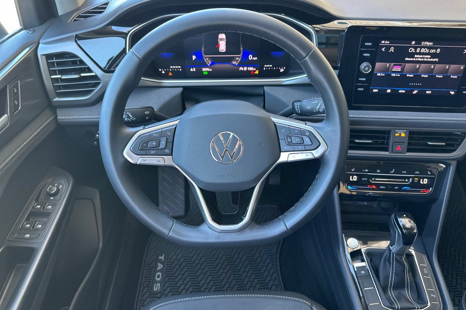 Certified 2026 Volkswagen Taos SE AWD/4WD image 14