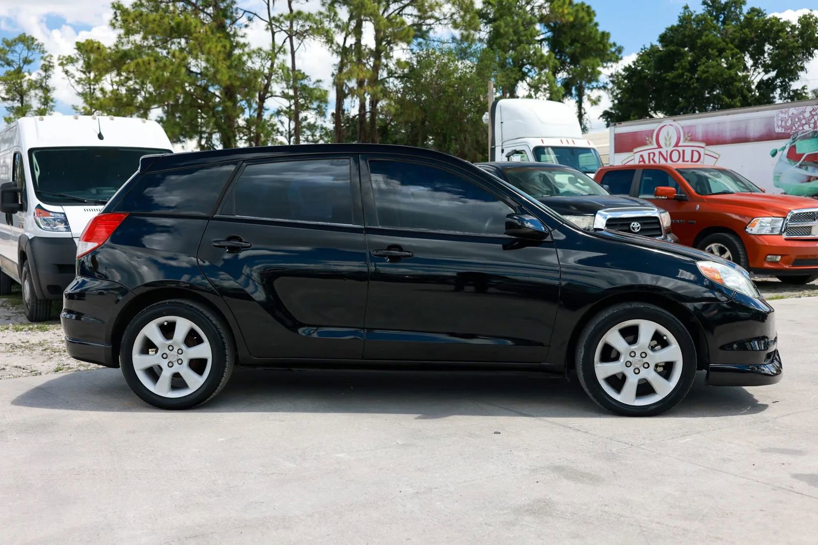 Used 2003 Toyota Matrix XR FWD image 7