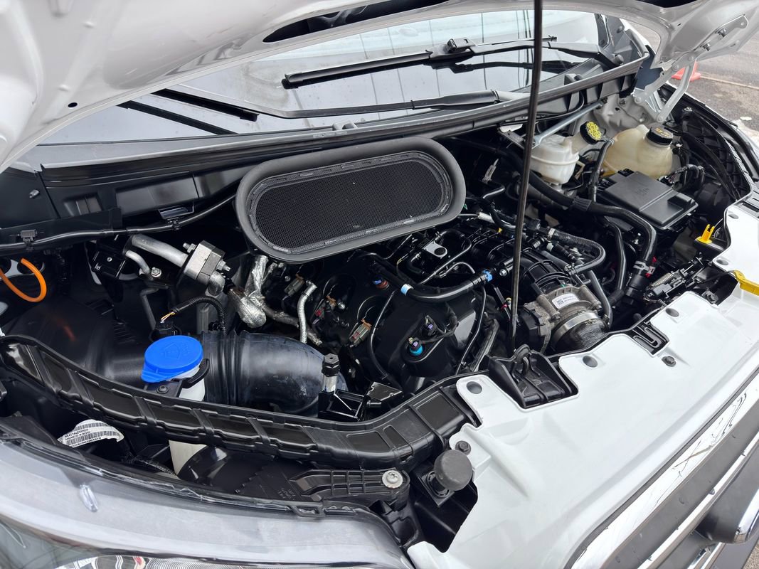 Used 2025 Ford Transit 350 Medium Roof AWD w/ Interior Upgrade Package image 43