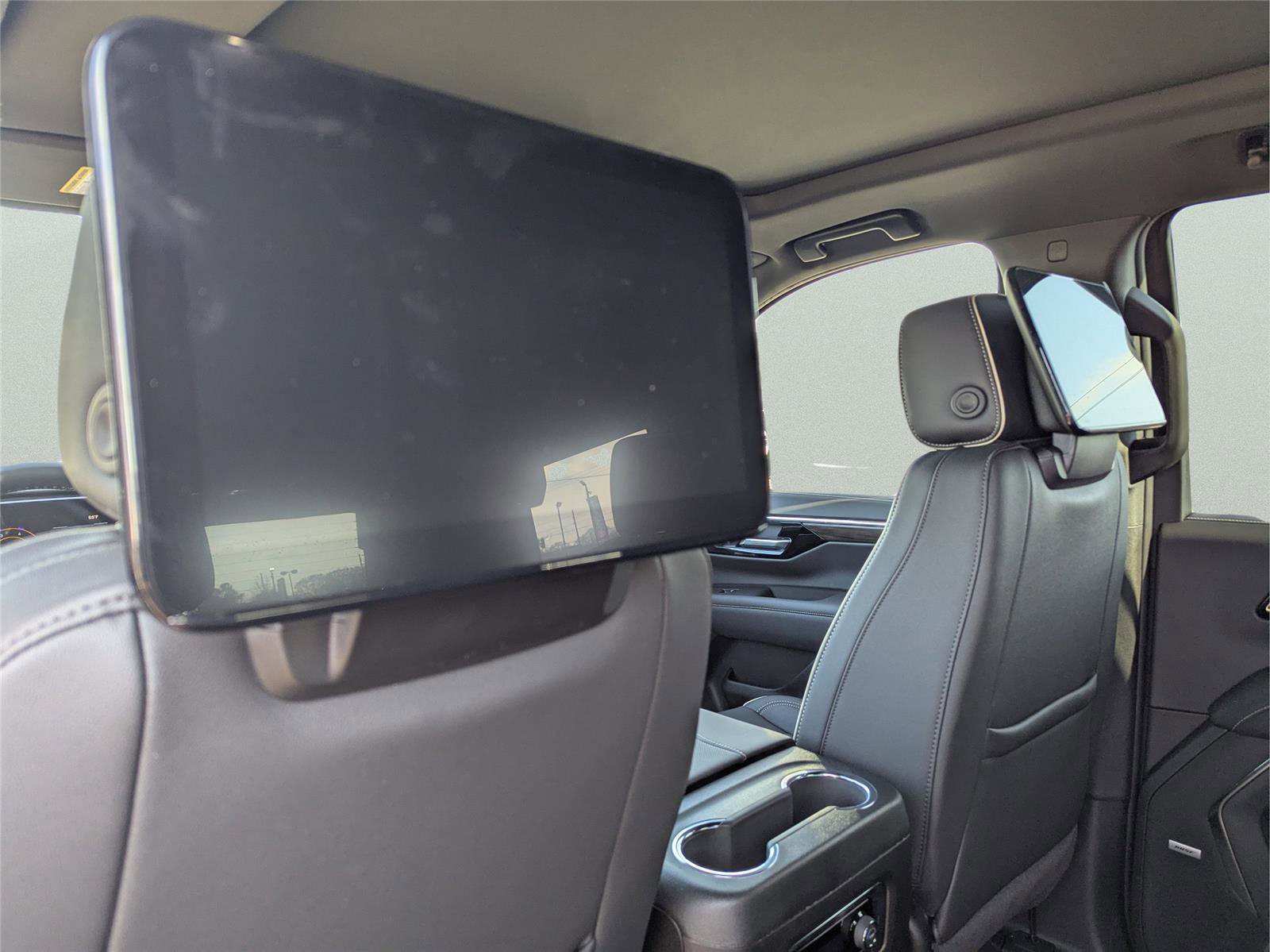 New 2026 Chevrolet Tahoe Premier image 13