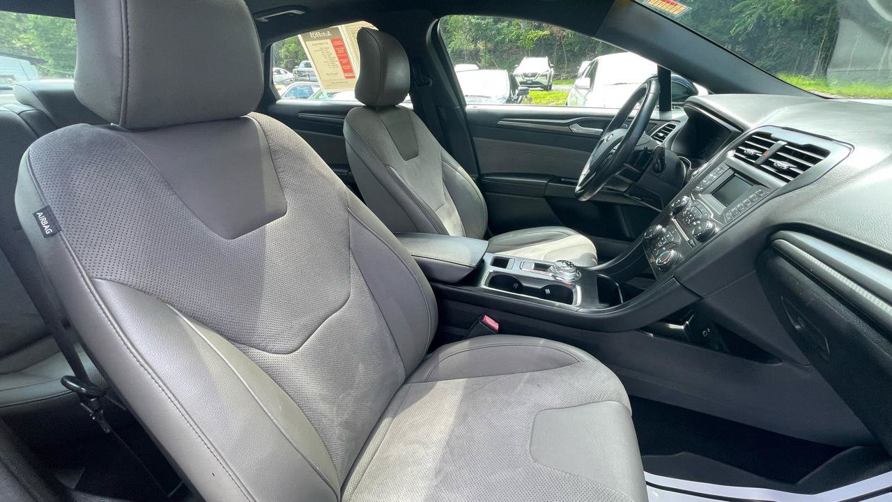 Used 2017 Ford Fusion Sport AWD/4WD image 30