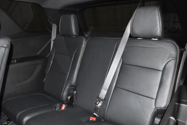 Used 2022 Chevrolet Traverse LS image 35