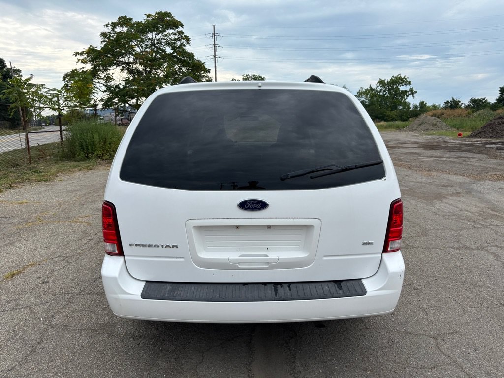 Used 2006 Ford Freestar SE FWD image 4