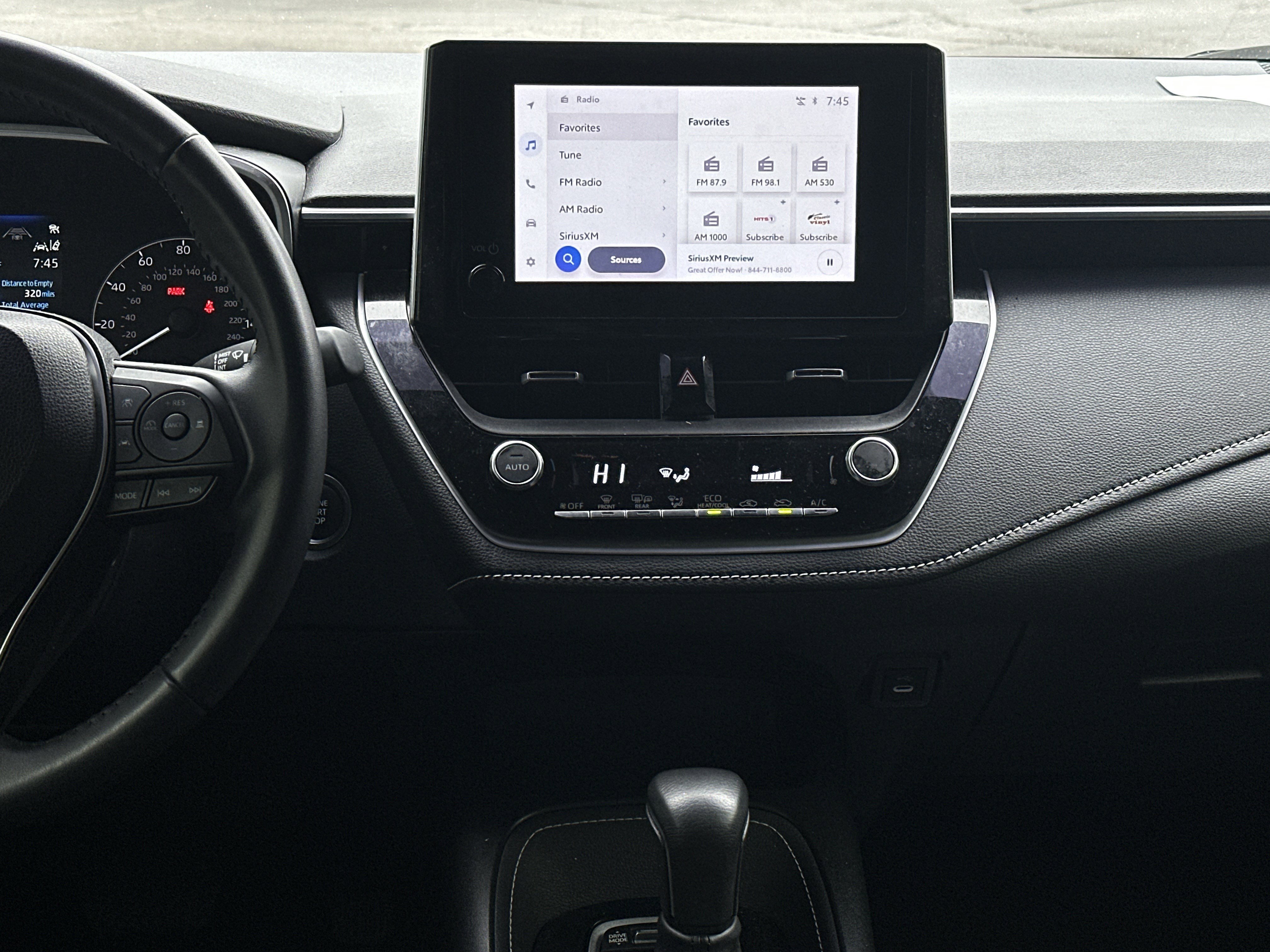 Used 2025 Toyota Corolla SE FWD image 23