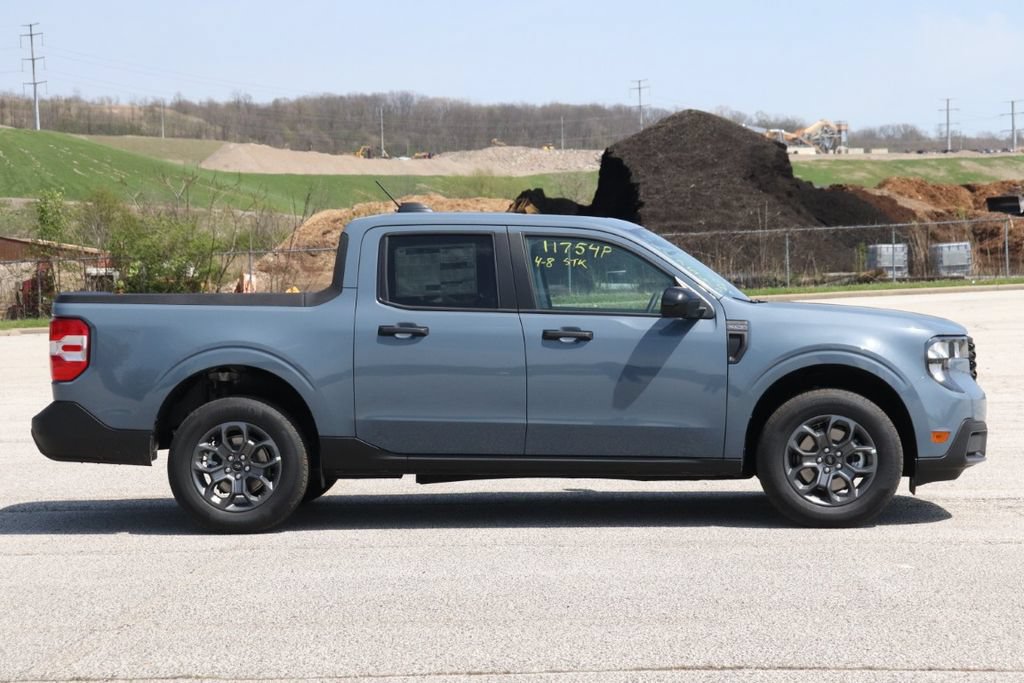 New 2026 Ford Maverick XLT w/ XLT Luxury Package AWD/4WD image 9