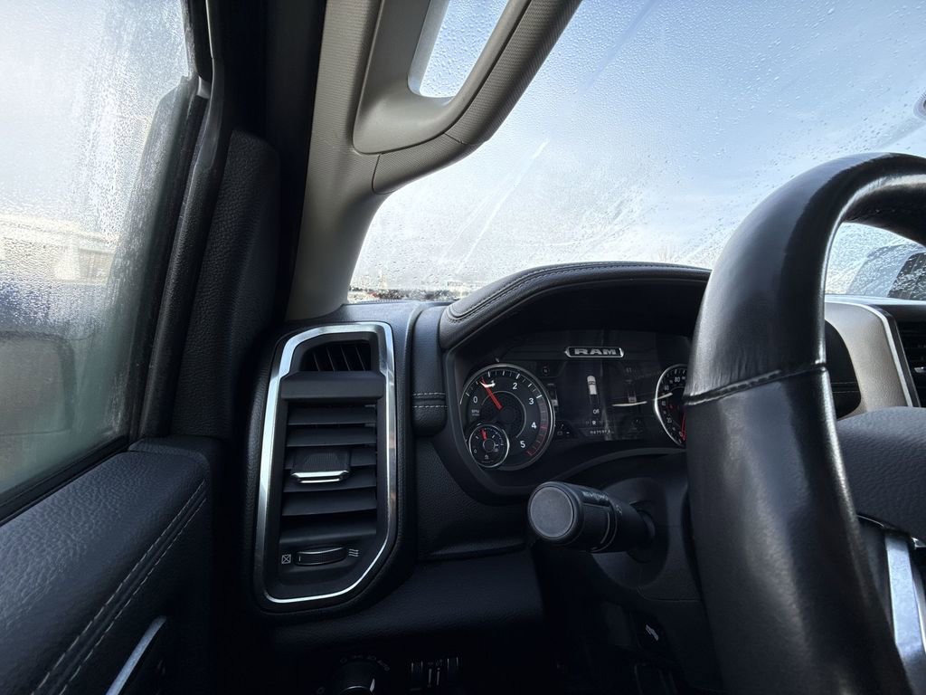 Used 2024 RAM 2500 Laramie image 24