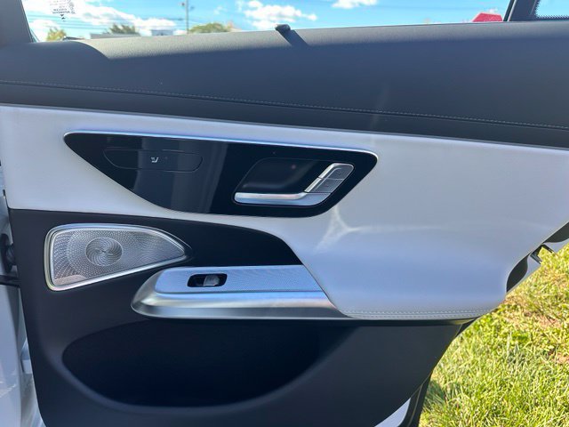 New 2027 Mercedes-Benz E 53 AMG e 4MATIC Sedan image 25