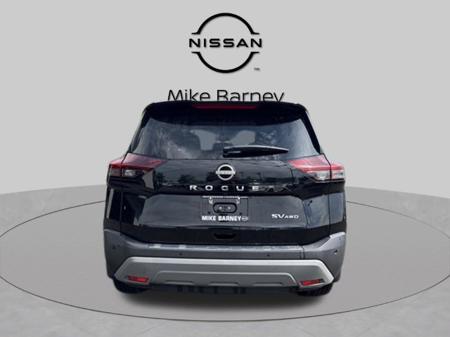Used 2023 Nissan Rogue SV AWD/4WD image 3