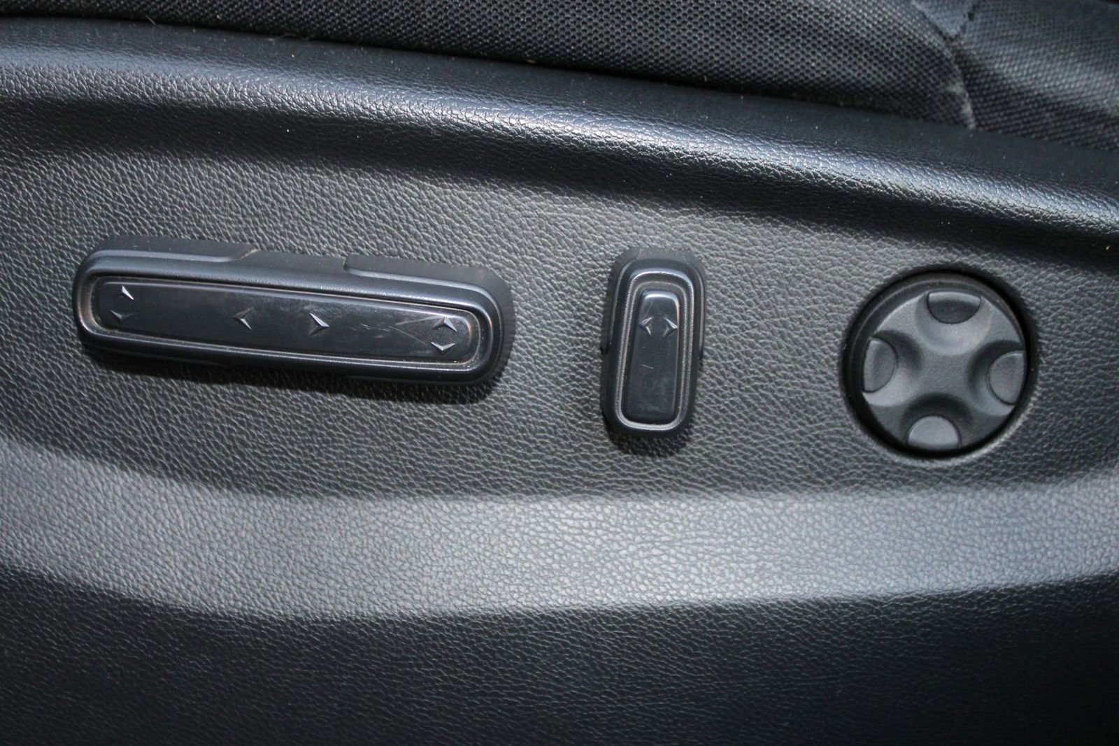 Used 2019 Honda CR-V EX image 25