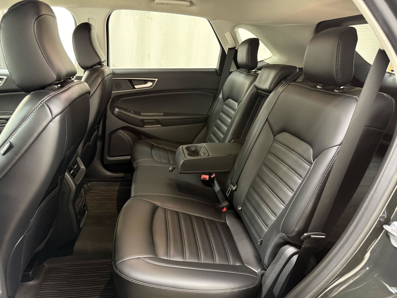 Used 2023 Ford Edge SEL w/ Convenience Package AWD/4WD image 21
