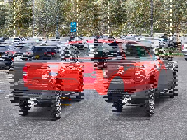 Certified 2023 Ford Maverick XLT w/ XLT Luxury Package image 4