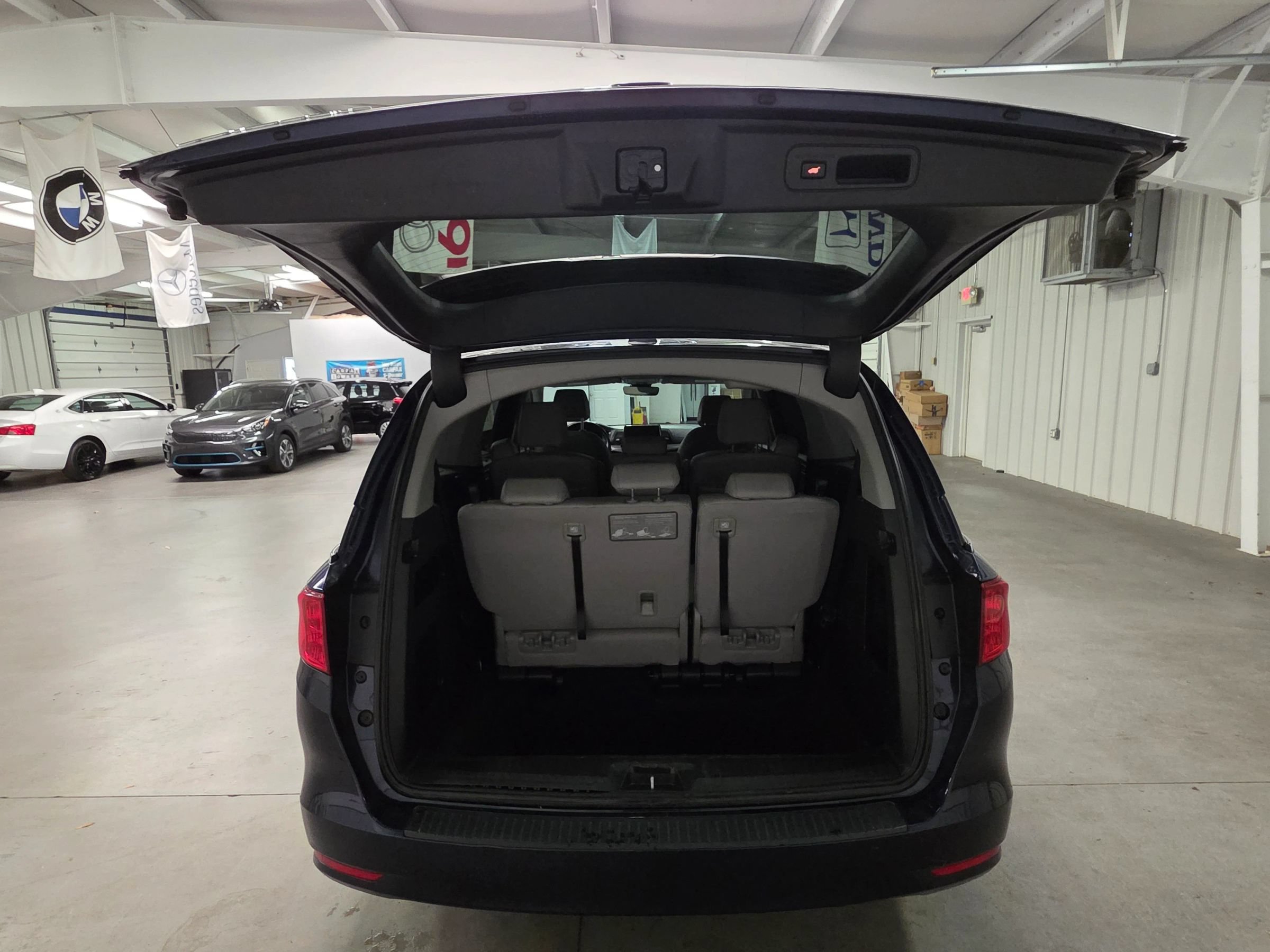 Used 2023 Honda Odyssey EX-L image 38