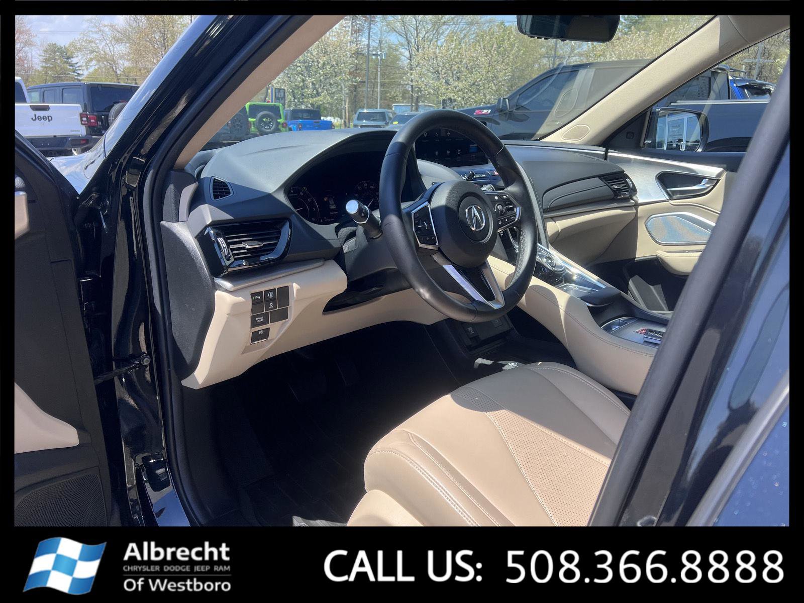 Used 2024 Acura RDX SH-AWD w/ Technology Package image 9