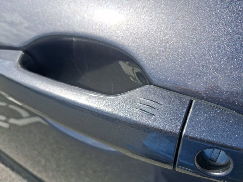 Used 2020 Honda CR-V EX-L image 16