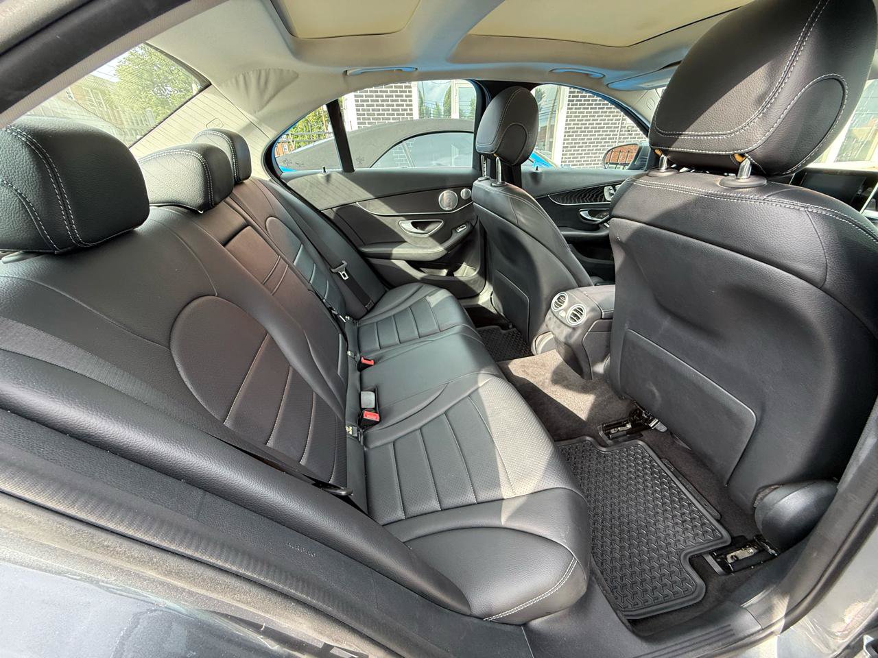 Used 2017 Mercedes-Benz C 300 4MATIC Sedan image 21