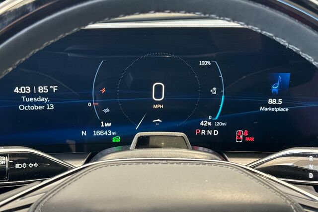 Certified 2024 Cadillac Lyriq Luxury w/ Nappa Leather Package AWD/4WD image 24