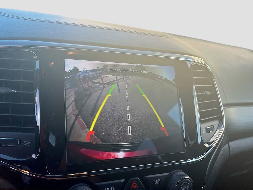 Used 2022 Jeep Grand Cherokee Laredo X image 14