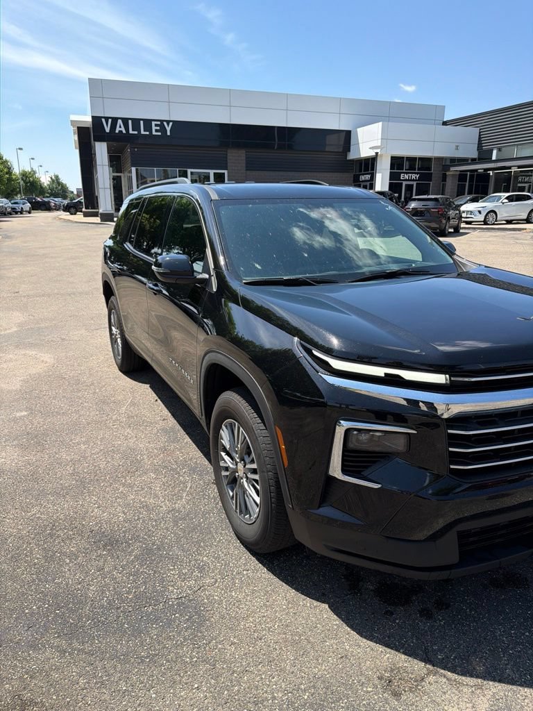 Used 2026 Chevrolet Traverse LT AWD/4WD image 13