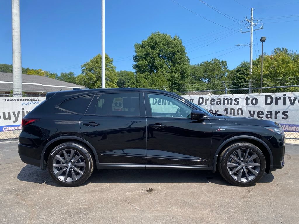 Used 2025 Acura MDX A-Spec AWD/4WD image 2