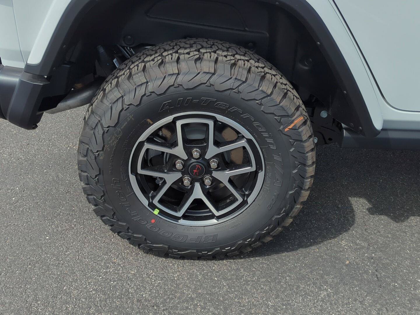New 2026 Jeep Wrangler Unlimited Rubicon w/ Safety Group AWD/4WD image 7