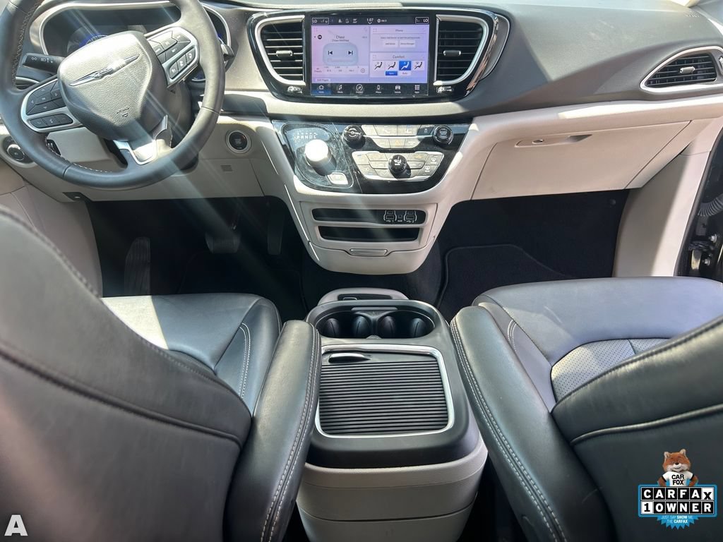 Certified 2024 Chrysler Pacifica Touring-L FWD image 15