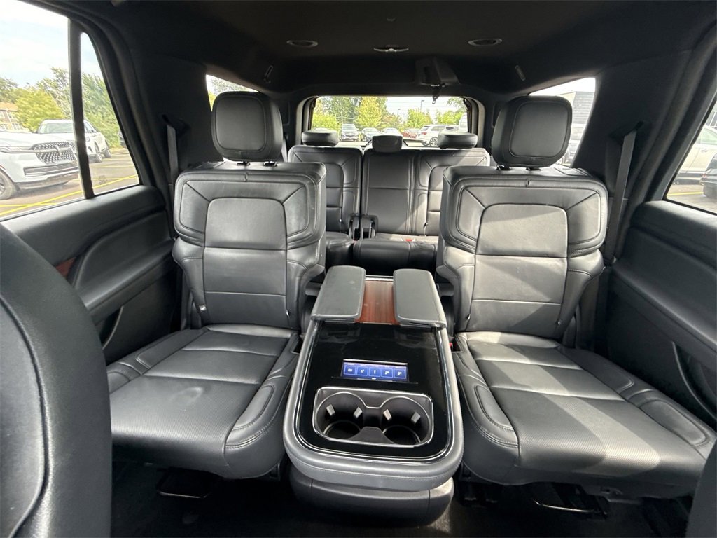 Used 2024 Lincoln Navigator Reserve image 25
