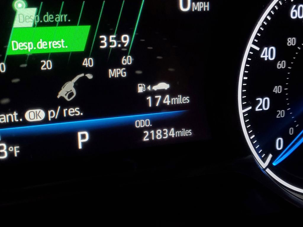 Used 2021 Toyota Venza XLE w/ Softex Package image 24