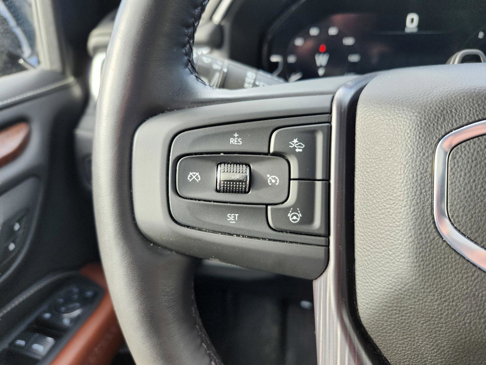 Used 2024 GMC Yukon XL Denali Ultimate w/ LPO, Floor Liner Package image 14