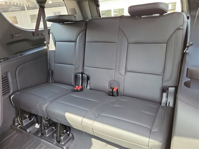 New 2026 Chevrolet Suburban Z71 image 44