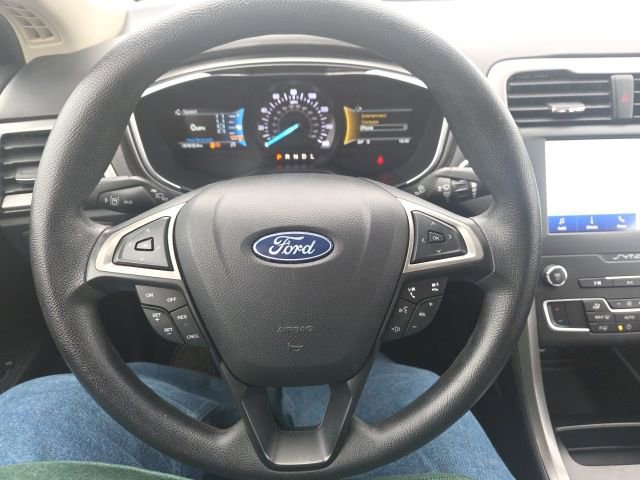 Used 2020 Ford Fusion SE image 35