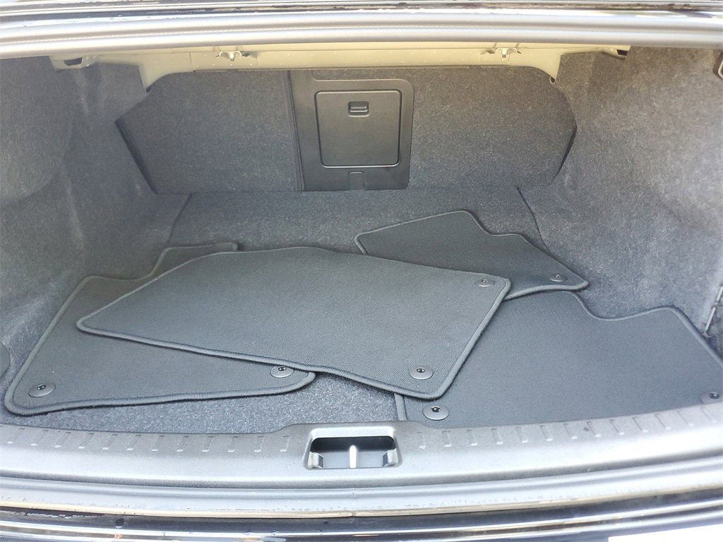 Certified 2025 Volvo S60 T8 Ultra image 9