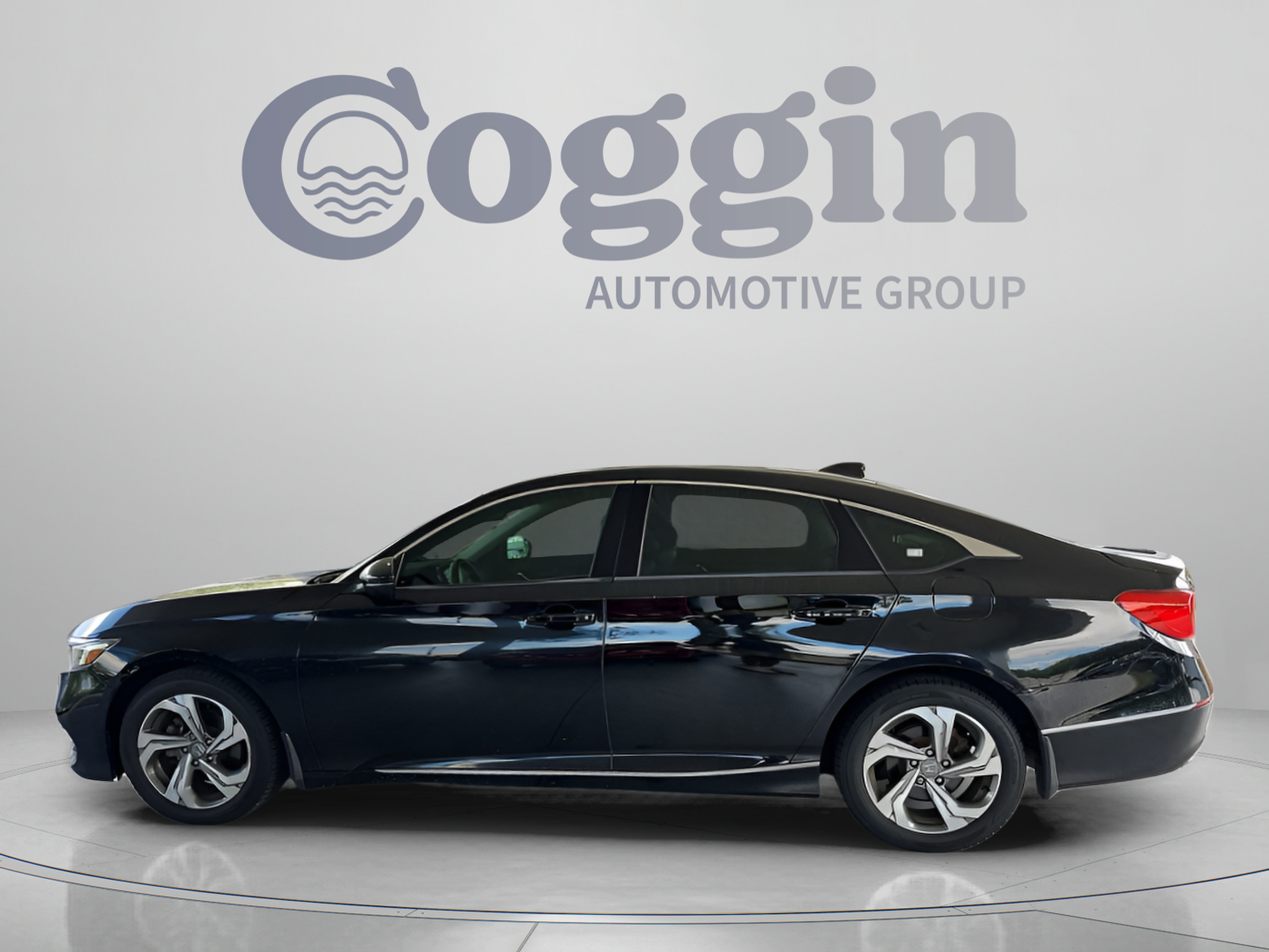 Used 2018 Honda Accord EX-L image 2