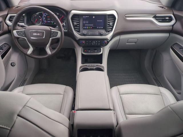Used 2023 GMC Acadia SLT w/ Technology Package AWD/4WD image 14