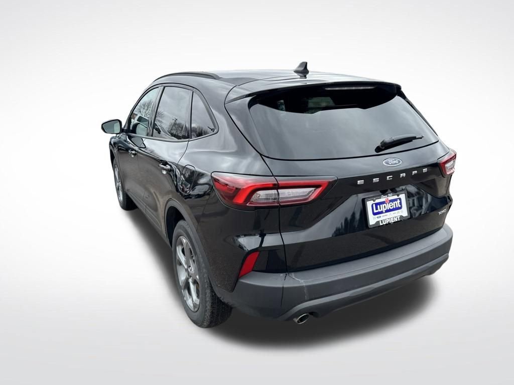 Used 2025 Ford Escape ST-Line image 7