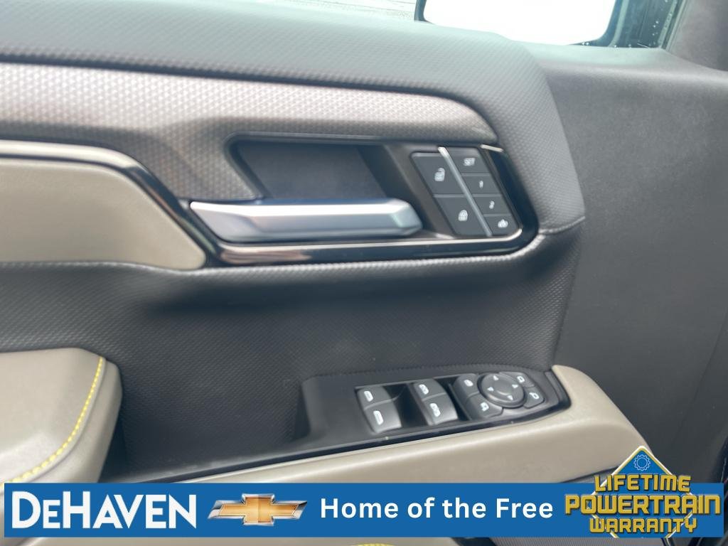 Used 2024 Chevrolet Silverado 1500 ZR2 w/ Technology Package AWD/4WD image 23
