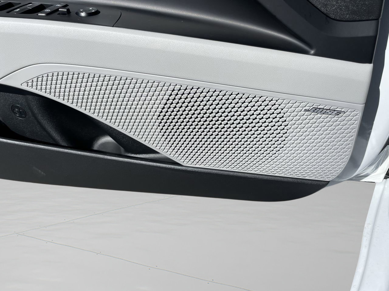 New 2026 Hyundai Elantra Limited image 27