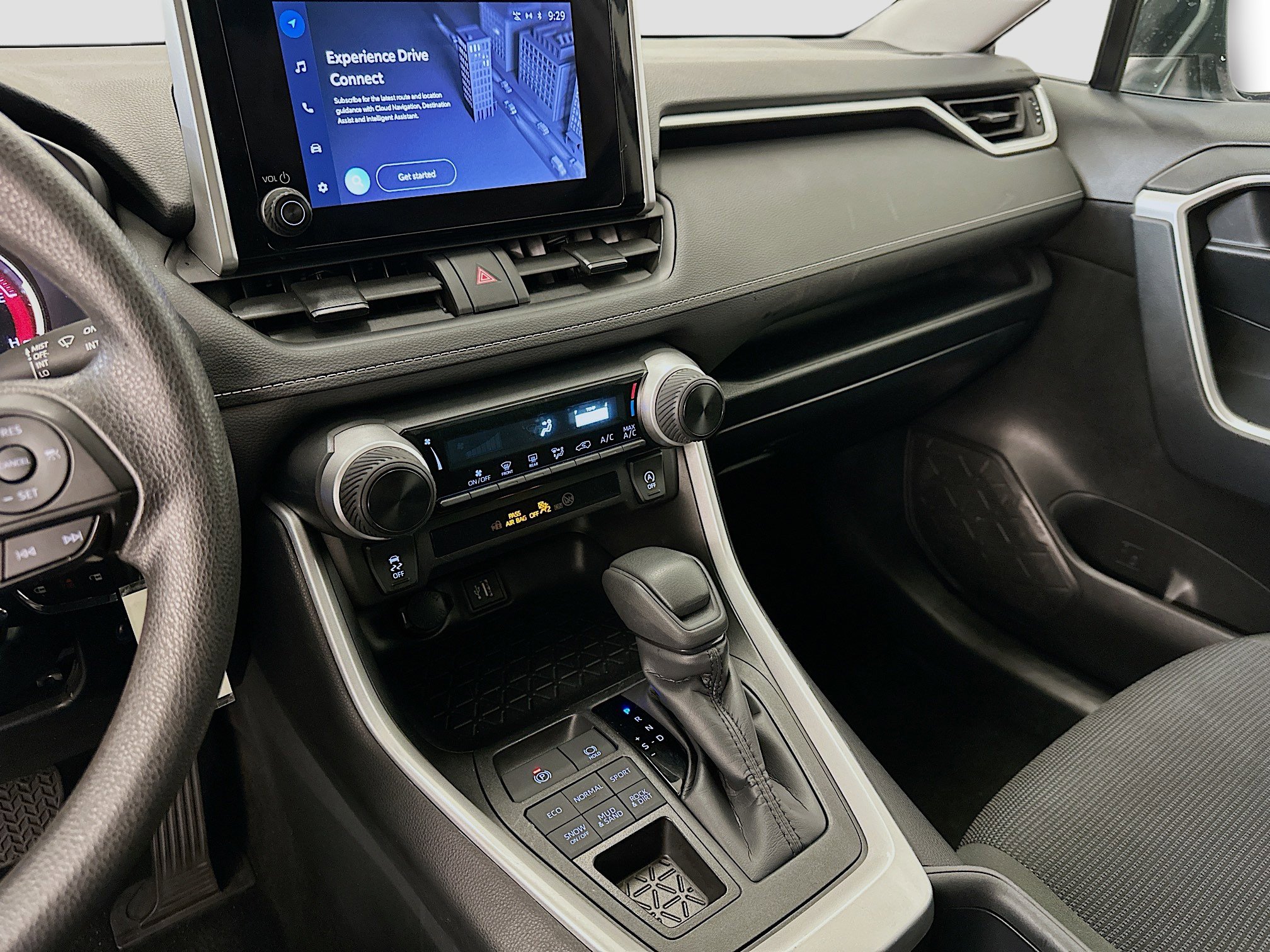 Used 2025 Toyota RAV4 LE image 26