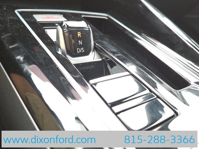 New 2025 Volkswagen GTI SE image 27