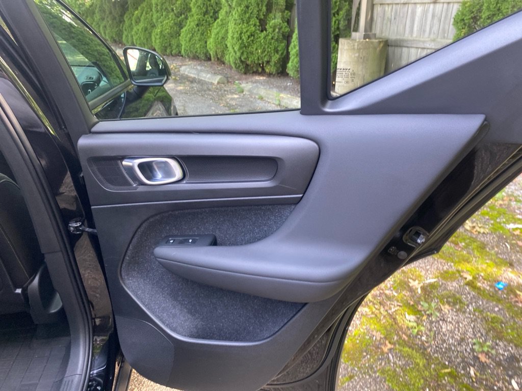 Used 2019 Volvo XC40 T5 Momentum AWD/4WD image 24