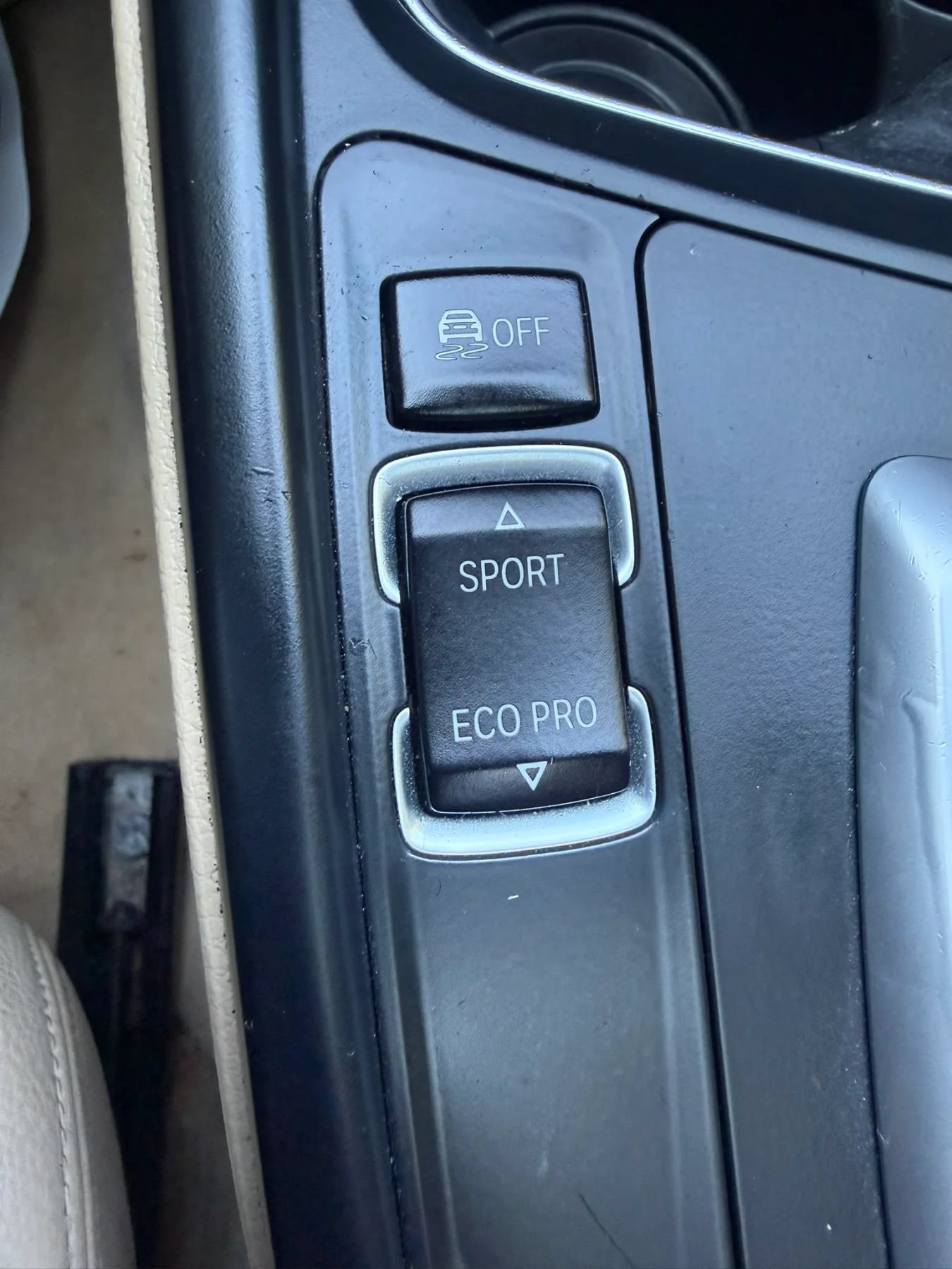 Used 2013 BMW 320i Sedan RWD image 16