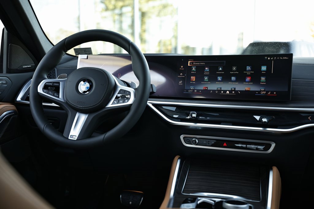 New 2026 BMW X6 xDrive40i w/ Climate Comfort Package image 27