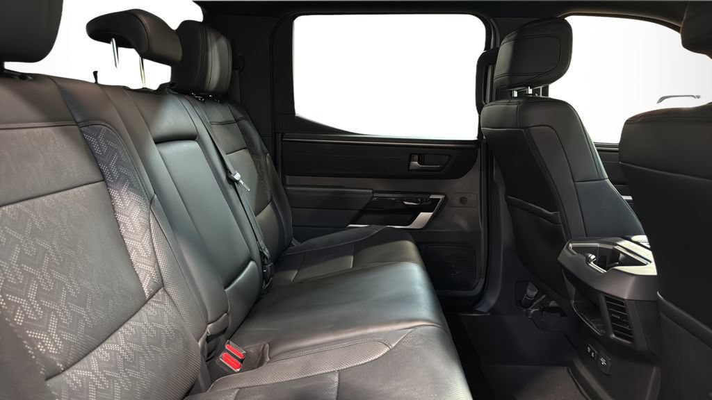 Used 2025 Toyota Tundra Limited AWD/4WD image 13