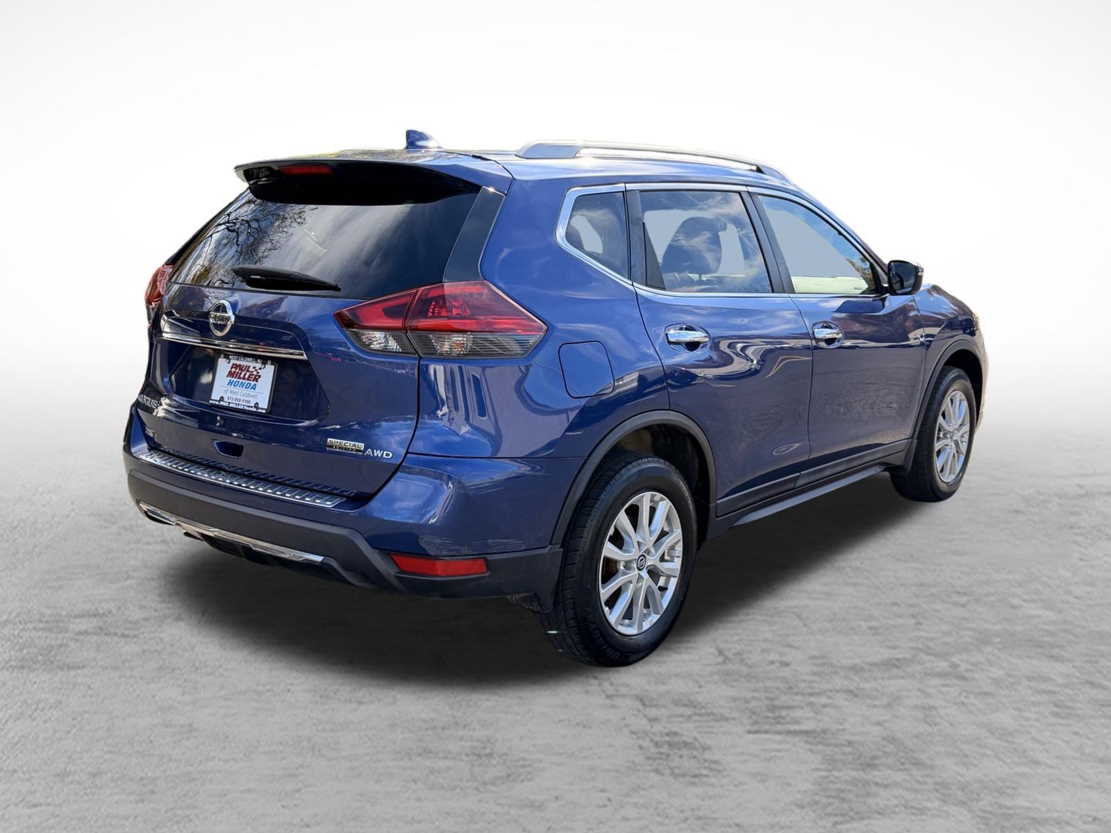 Used 2019 Nissan Rogue S w/ Special Edition Package AWD/4WD image 7