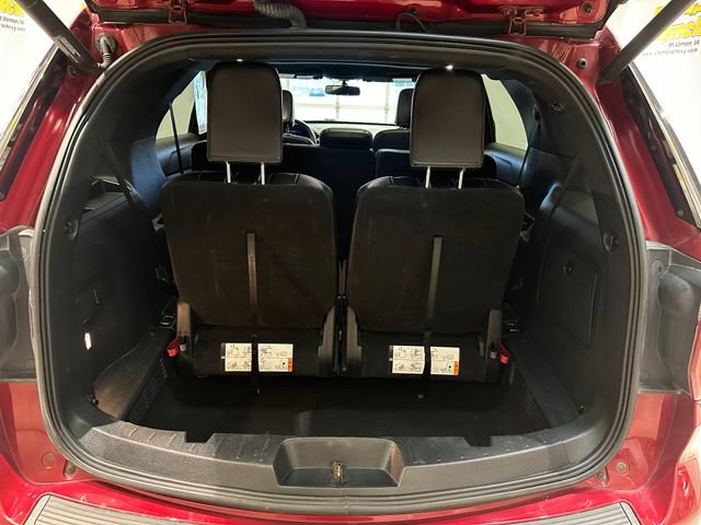 Used 2018 Ford Explorer XLT w/ XLT Appearance Package AWD/4WD image 20