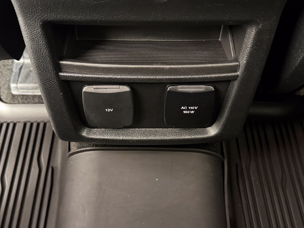 Used 2020 Ford Edge ST w/ Equipment Group 401A AWD/4WD image 18